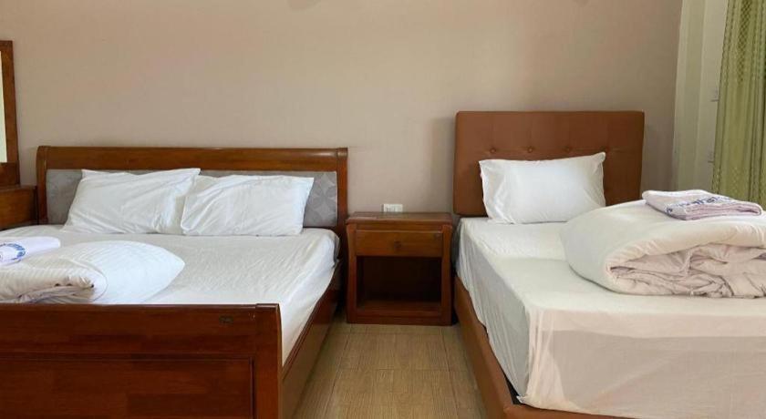 Prakaithong Hotel Amphoe Sawang Daen Din Exteriér fotografie