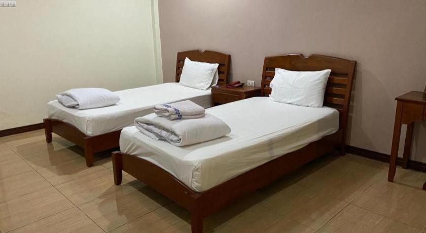 Prakaithong Hotel Amphoe Sawang Daen Din Exteriér fotografie